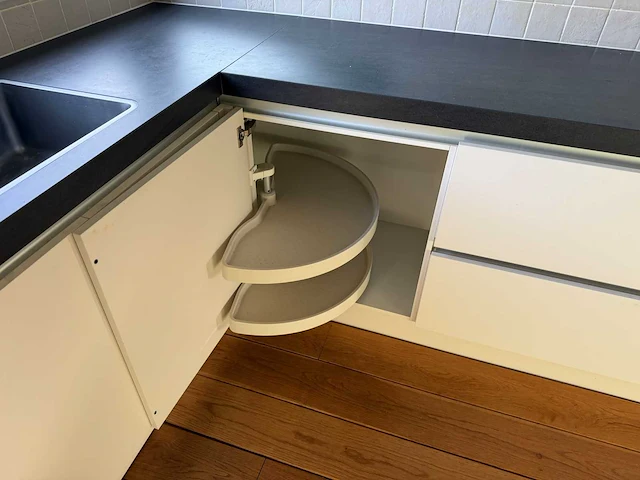 Bruynzeel - keuken met appartuur - afbeelding 3 van  25
