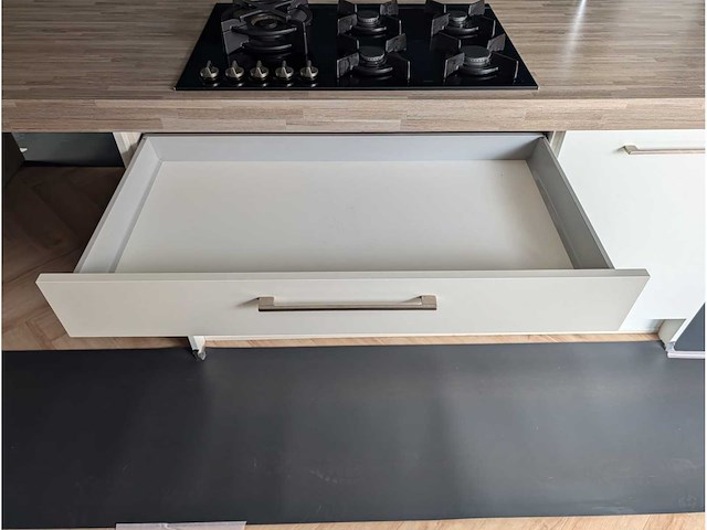 Bruynzeel - keuken met atag apparatuur - afbeelding 15 van  25
