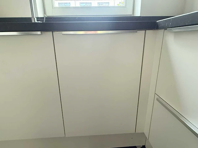 Bruynzeel - keuken met atag / bosch apparatuur - afbeelding 3 van  39