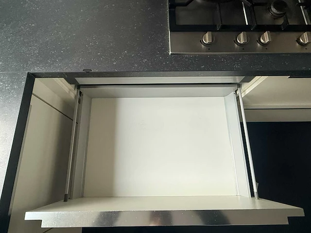 Bruynzeel - keuken met atag / bosch apparatuur - afbeelding 22 van  28