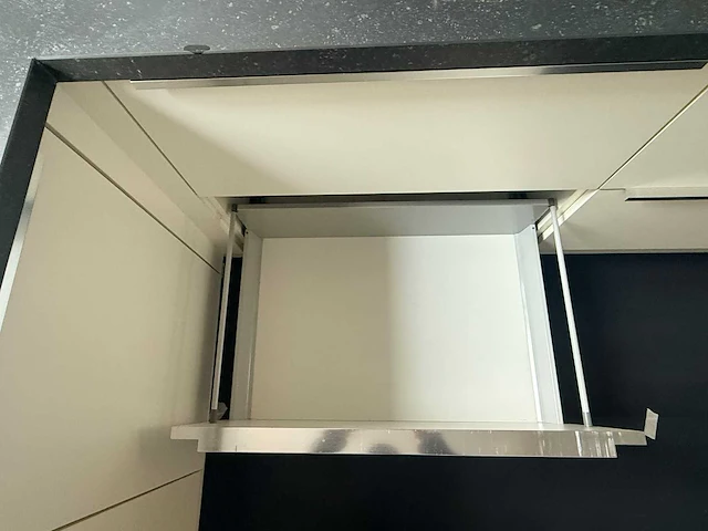 Bruynzeel - keuken met atag / bosch apparatuur - afbeelding 24 van  28