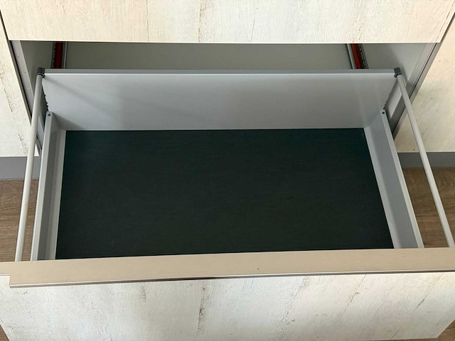 Bruynzeel - keuken met etna/pelgrim apparatuur - afbeelding 2 van  20