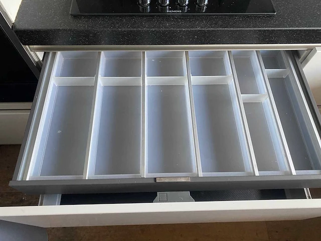 Bruynzeel - keuken met siemens apparatuur - afbeelding 8 van  36