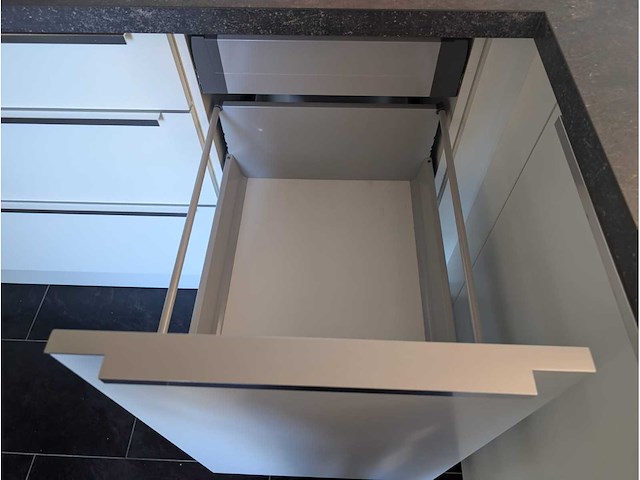 Bruynzeel - keuken met siemens apparatuur - afbeelding 4 van  40