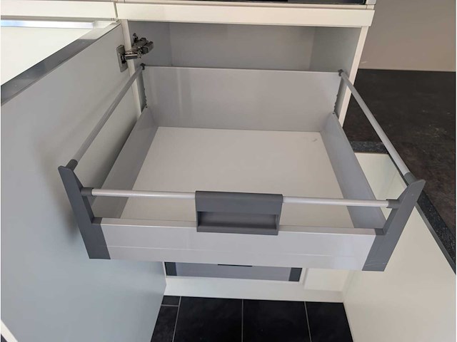 Bruynzeel - keuken met siemens apparatuur - afbeelding 16 van  40