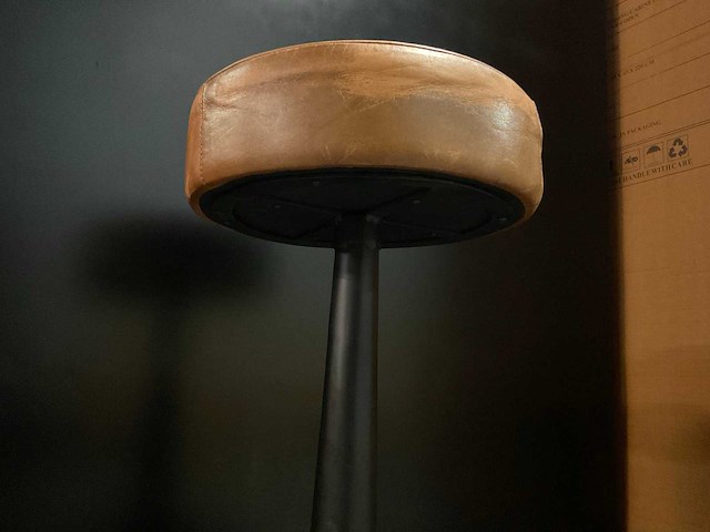 Bryson barkruk (3x) - afbeelding 5 van  7