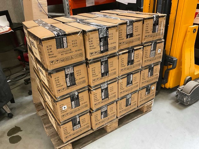 Bsl ares bsl moving head beam (8x) - afbeelding 6 van  6