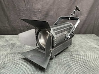 Bsl cw-ww led theater fresnel - afbeelding 2 van  2