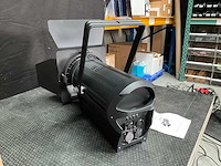 Bsl fresnel ww 300w led spotlight - afbeelding 9 van  10