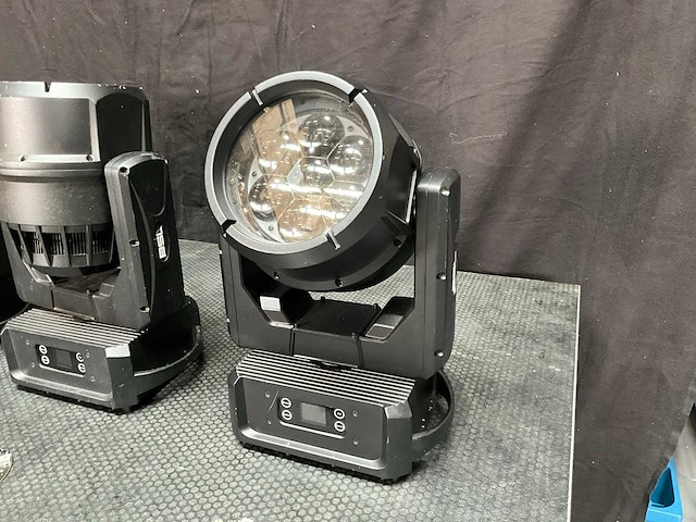 Bsl helius rgbl led ip65 moving head (4x) - afbeelding 14 van  17