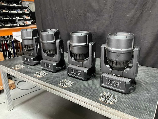 Bsl helius rgbl led moving head ip65 (4x) - afbeelding 1 van  13