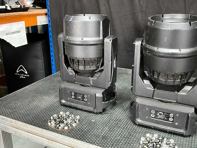 Bsl helius rgbl led moving head ip65 (4x) - afbeelding 9 van  13