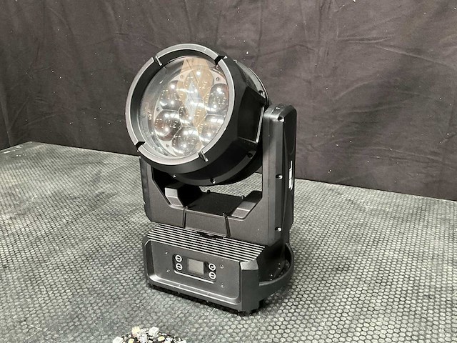 Bsl helius rgbl led moving head ip65 - afbeelding 5 van  11