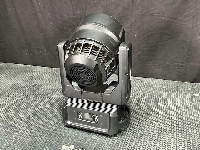 Bsl helius rgbl led moving head ip65 - afbeelding 8 van  11