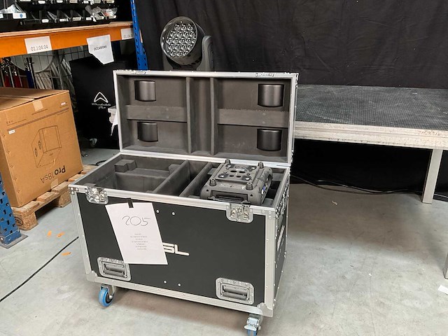 Bsl led moving head (2x) - afbeelding 1 van  14