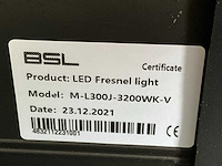 Bsl m-l300j 3200 wk-v fresnel led spotlight - afbeelding 3 van  11