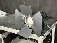 Bsl m-l300j 3200 wk-v fresnel led spotlight - afbeelding 6 van  11