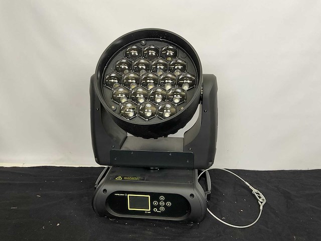 Bsl magic zoom 1920 led wash (2x) - afbeelding 1 van  10