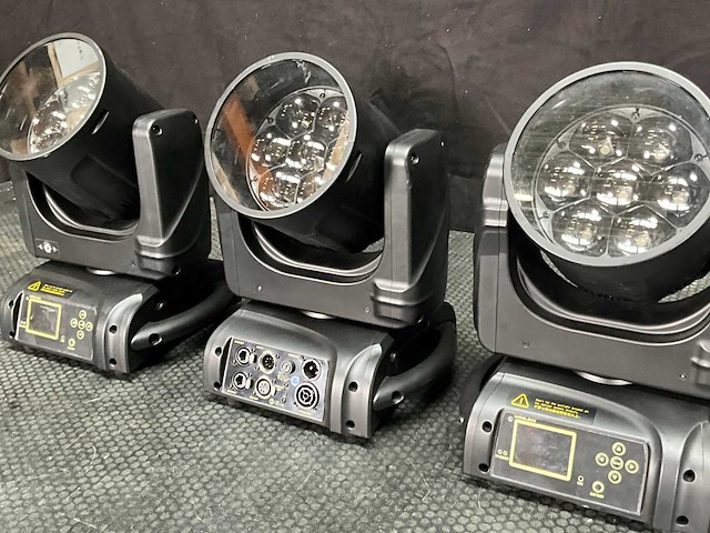 Bsl mystic 7 led moving head wash (3x) - afbeelding 10 van  12