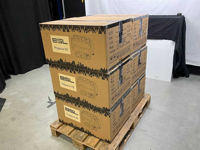 Bsl pegasus v2 rgbw led moving head (6x) - afbeelding 6 van  6
