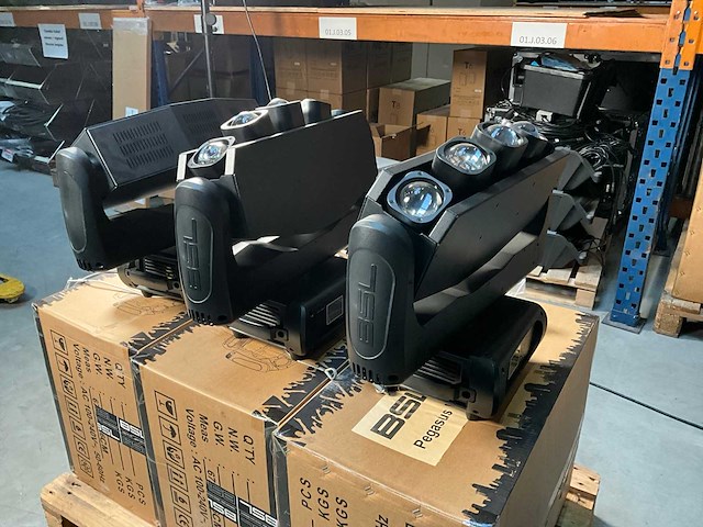 Bsl pegasus v2 rgbw led moving head (6x) - afbeelding 10 van  13