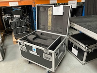 Bsl pegasus v2 rgbw led moving head - afbeelding 7 van  8