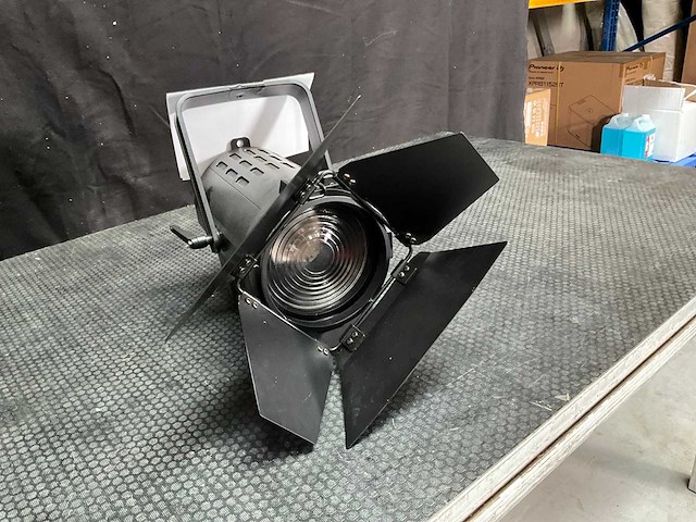 Bsl theater fresnel - afbeelding 3 van  6