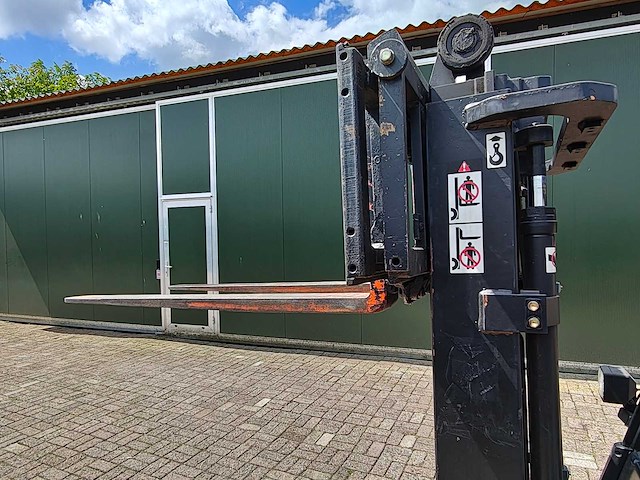 Bsp - 2011 - 12 - vorkheftruck - afbeelding 19 van  30
