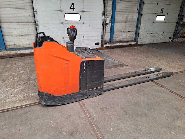 Bt - 2015 - lpe 250 - elektrische palletwagen - afbeelding 2 van  7