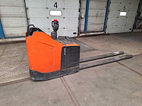 Bt - 2015 - lpe 250 - elektrische palletwagen - afbeelding 2 van  7