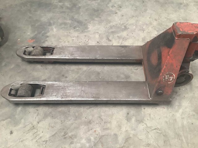 Bt - lifter - hand hydraulische palletwagen - afbeelding 2 van  2