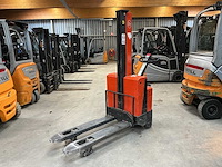 Bt - pph 1600 mx - stackers - afbeelding 1 van  8