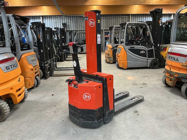 Bt - pph 1600 mx - stackers - afbeelding 4 van  8