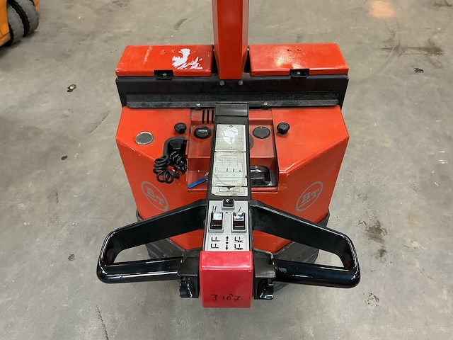 Bt - pph 1600 mx - stackers - afbeelding 6 van  8