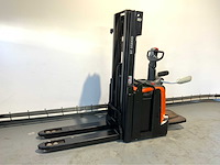 Bt - spe 120l - meerij stapelaar - freelift - triplex - 4 meter - 2016 - 4211 uur - afbeelding 9 van  15