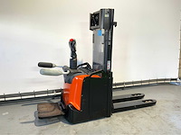 Bt - spe 120l - meerij stapelaar - freelift - triplex - 4 meter - 2016 - 4211 uur - afbeelding 13 van  15