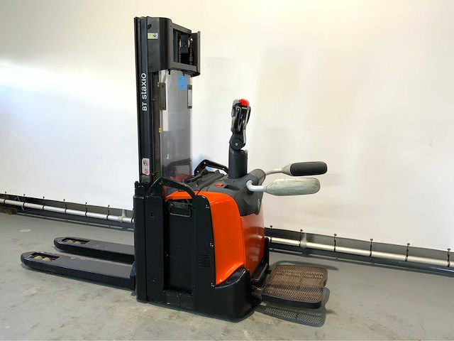 Bt - spe 120l - meerij stapelaar - freelift - triplex - 4 meter - 2016 - 4211 uur - afbeelding 1 van  15