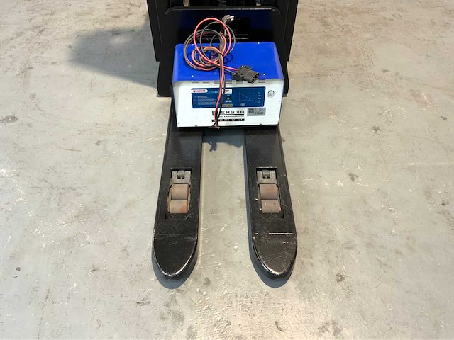 Bt - spe 160l - stapelaar triplex - hefhoogte 5.40 meter - freelift - 2016 - acculader - afbeelding 6 van  23