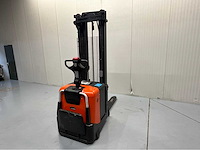 Bt - spe 160l - stapelaar triplex - hefhoogte 5.40 meter - freelift - 2016 - acculader - afbeelding 19 van  23