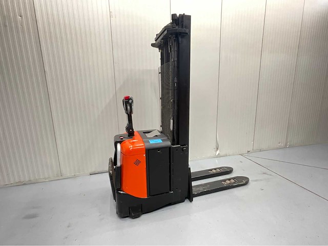 Bt - spe 160l - stapelaar triplex - hefhoogte 5.40 meter - freelift - 2016 - acculader - afbeelding 21 van  23