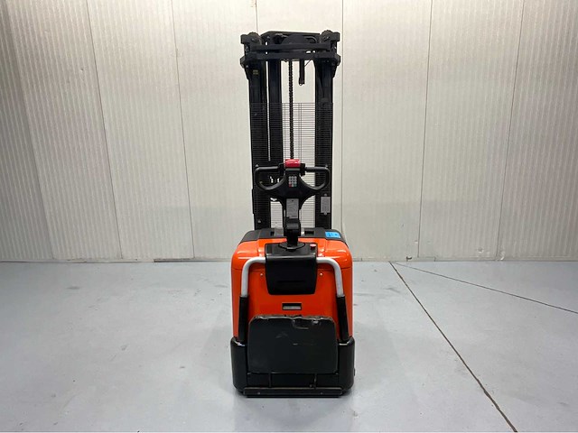 Bt - spe 160l - stapelaar triplex - hefhoogte 5.40 meter - freelift - 2016 - acculader - afbeelding 4 van  23