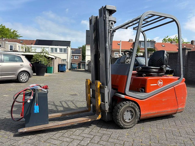 Bt - vorkheftruck - afbeelding 3 van  14