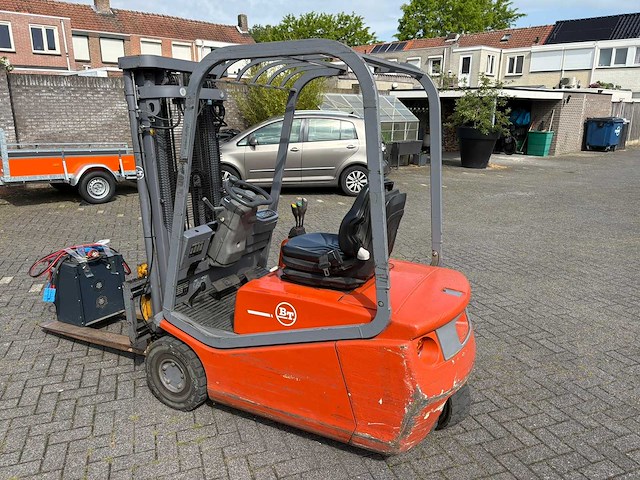 Bt - vorkheftruck - afbeelding 1 van  3