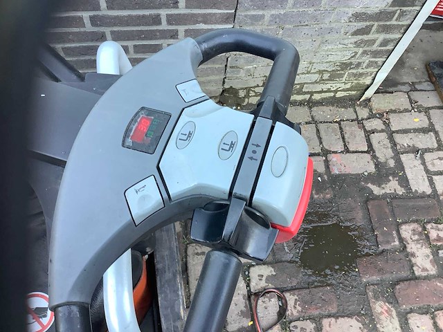 Bt 1072 hand hydraulische palletwagen - afbeelding 8 van  10