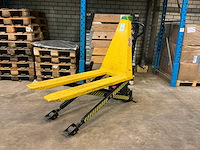 B&t 8130 hand hydraulische palletwagen