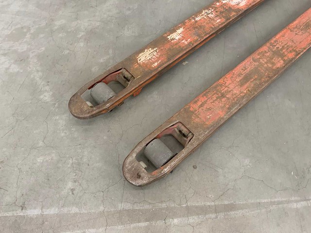 Bt btl 2000/11 hand hydraulische palletwagen - afbeelding 2 van  6