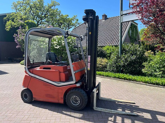 Bt cargo vorkheftruck - afbeelding 2 van  7