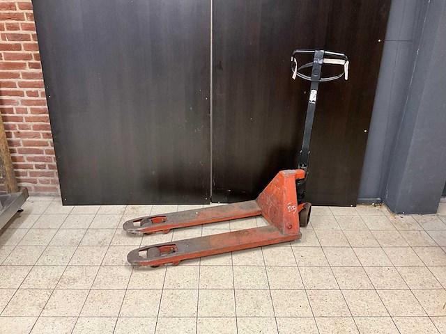 Bt defecte palletwagen - afbeelding 1 van  7