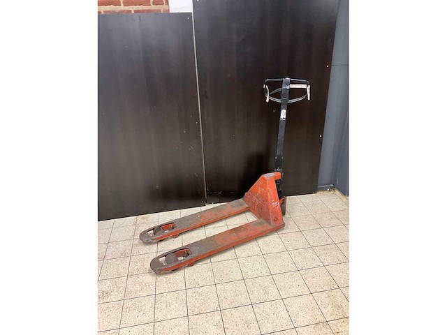 Bt defecte palletwagen - afbeelding 2 van  7