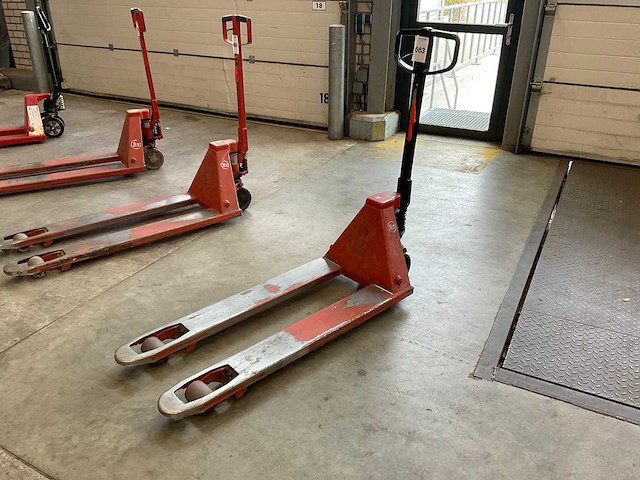 Bt hand hydraulische palletwagen - afbeelding 2 van  5